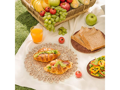 Décoration de panier mural avec décoration bleue en bambou art africain